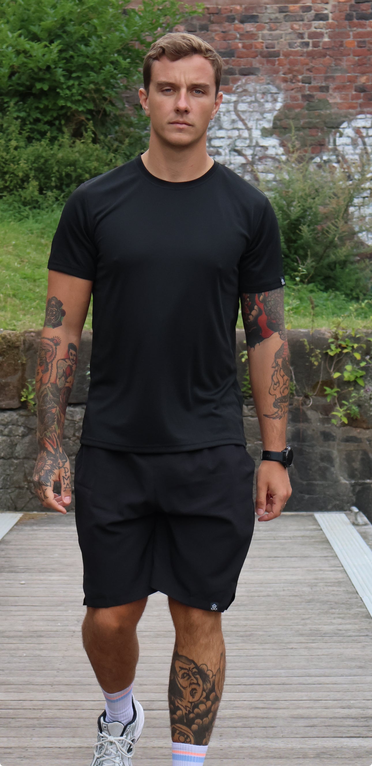 Gratitude Fusion Short - Black